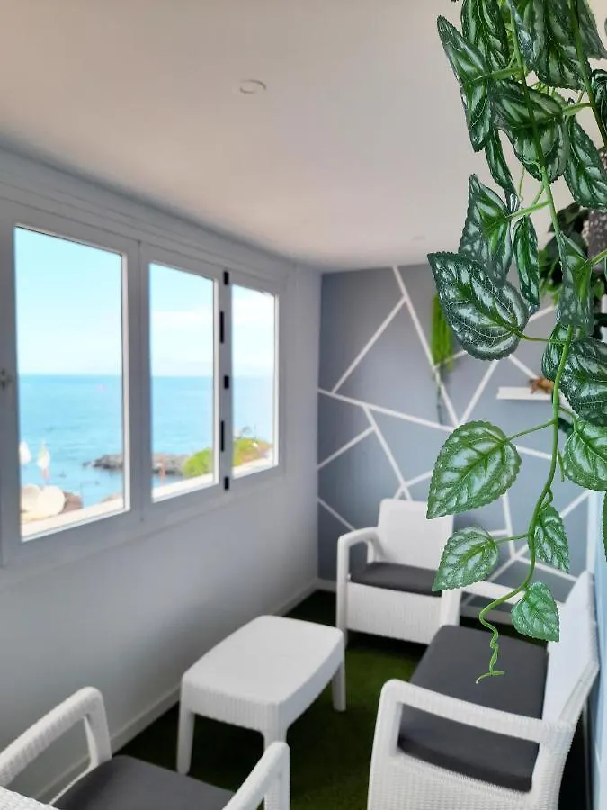 Beautiful Appartment Front Of See, Wifi Free Playa de las Americas  Playa de las Americas (Tenerife)